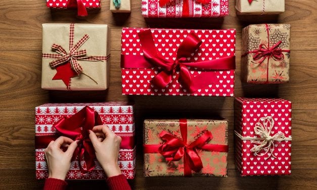20 Christmas Gifts That Won’t Drive You Broke